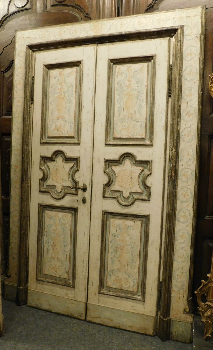 Deux portes en bois laqué, XVIIIe siècle, largeur 110 x hauteur 215 cm-photo-4