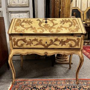 Lacquered And Gilded Flip-top, 18th Century