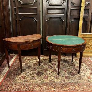 Deux tables de jeu demi-lune en noyer, XVIIIe/XIXe siècle