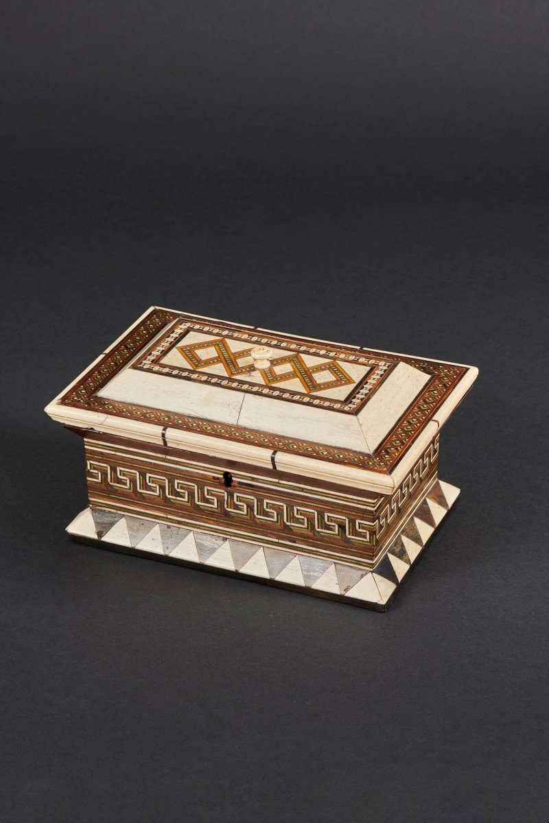 Coffret rectangulaire en marqueterie alla Certosina, Italie du Nord, mi-XVe siècle