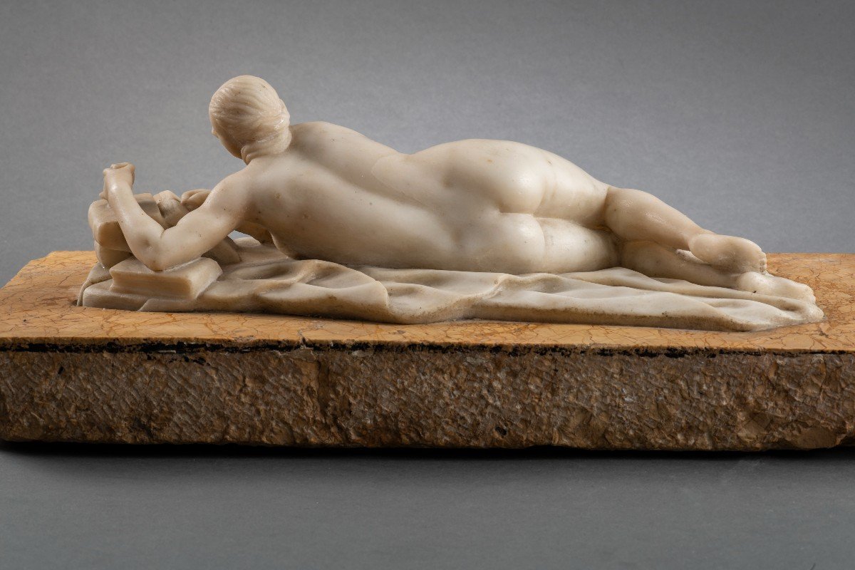 Venus In Alabaster Lying On Marble - Germany, Mid 18th Century-photo-2