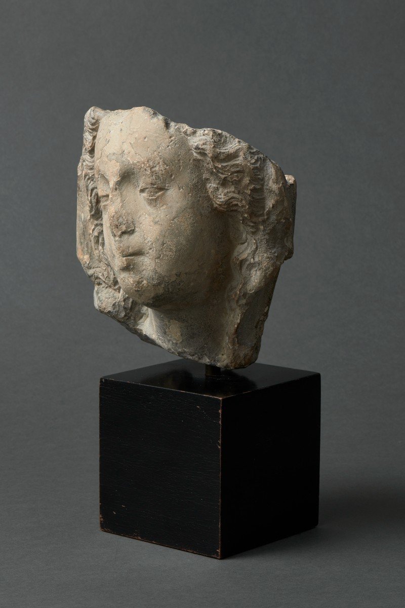 Head Of The Veiled Virgin In Limestone - île-de-france, Late 14th Century-photo-1