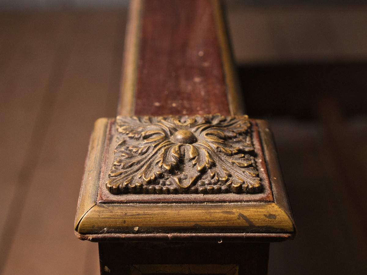 Mahogany Bed With Brass Trim -photo-3