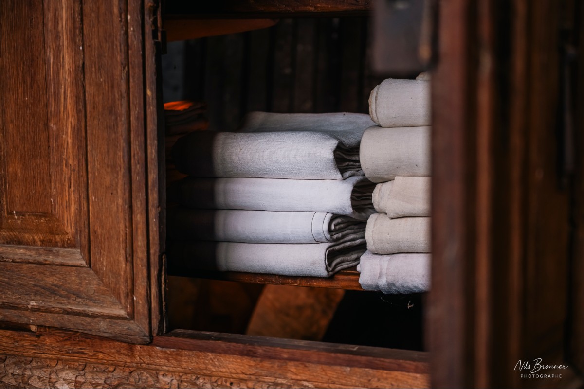 Linen Press Cabinet-photo-5