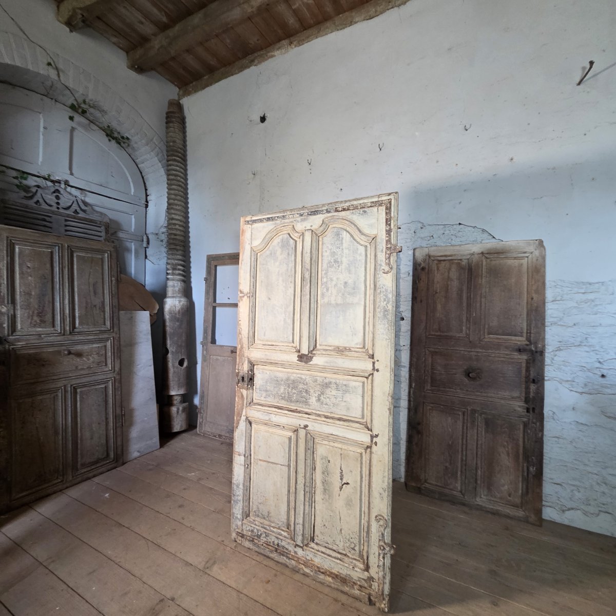 Louis XV-style Door In Painted Oak-photo-1