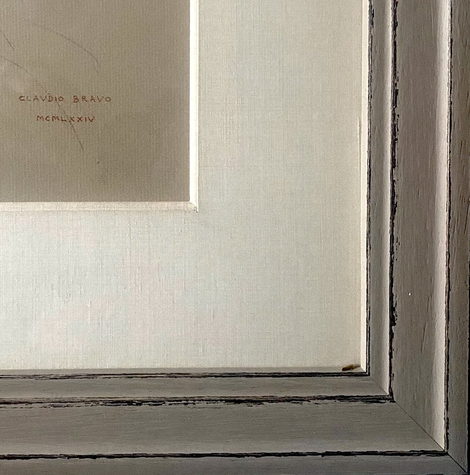 Claudio Bravo - Male Draped Figure, Hyperrealistic Conté Crayon Drawing-photo-3