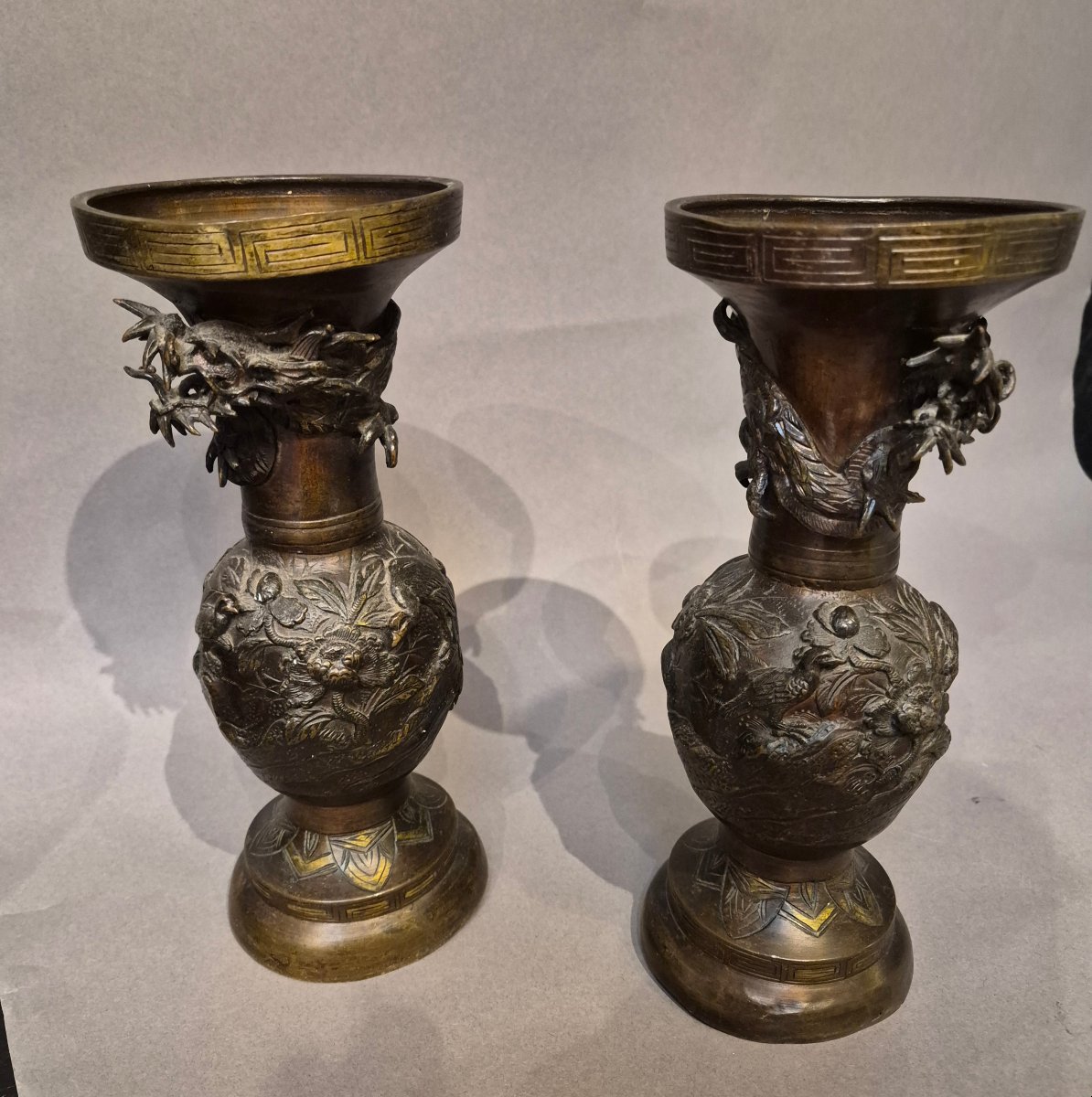 Chine Paire de vases en bronze 