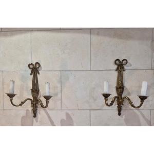 Pair Of Louis XVI-style Wall Sconces