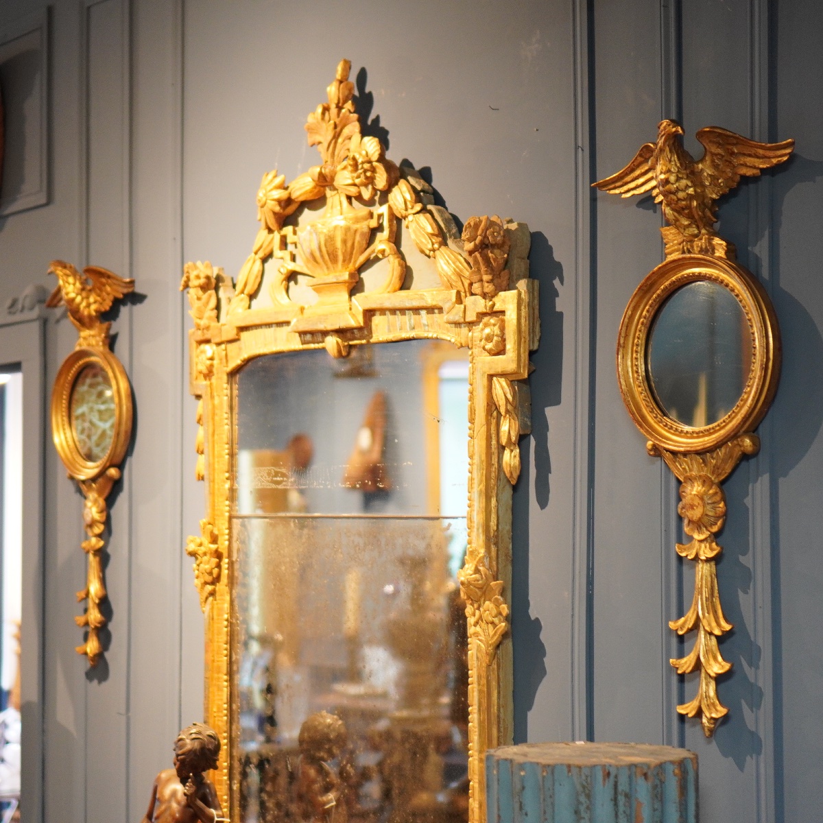 Paire de miroirs sorcière Regency XIXe siècle – Bois doré sculpté – Motif aigle impérial-photo-5