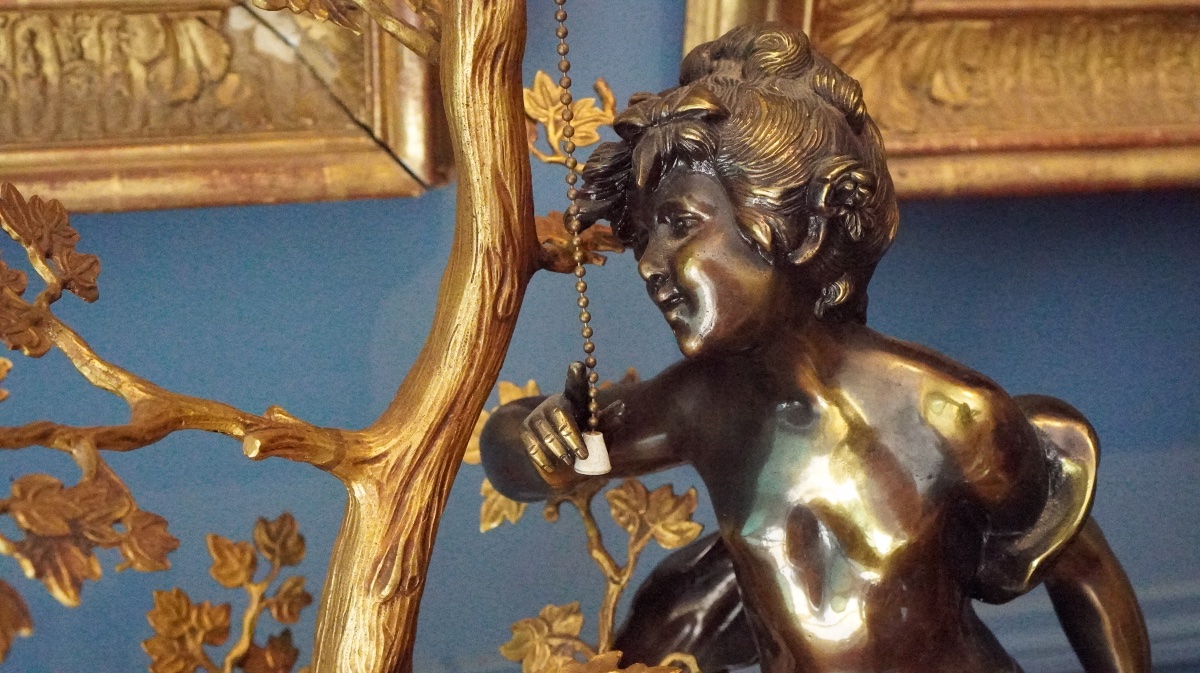 Lampe sculpturale  dans le goût de MOREAU fin  XIXᵉ siècle – bronze et régule doré -photo-2