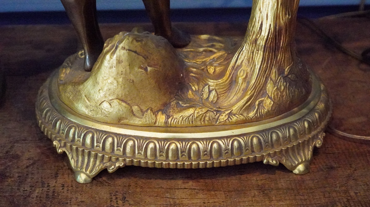 Lampe sculpturale  dans le goût de MOREAU fin  XIXᵉ siècle – bronze et régule doré -photo-3