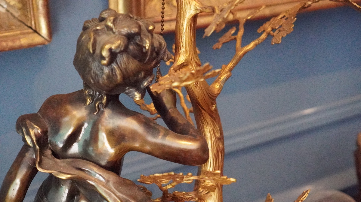 Lampe sculpturale  dans le goût de MOREAU fin  XIXᵉ siècle – bronze et régule doré -photo-5