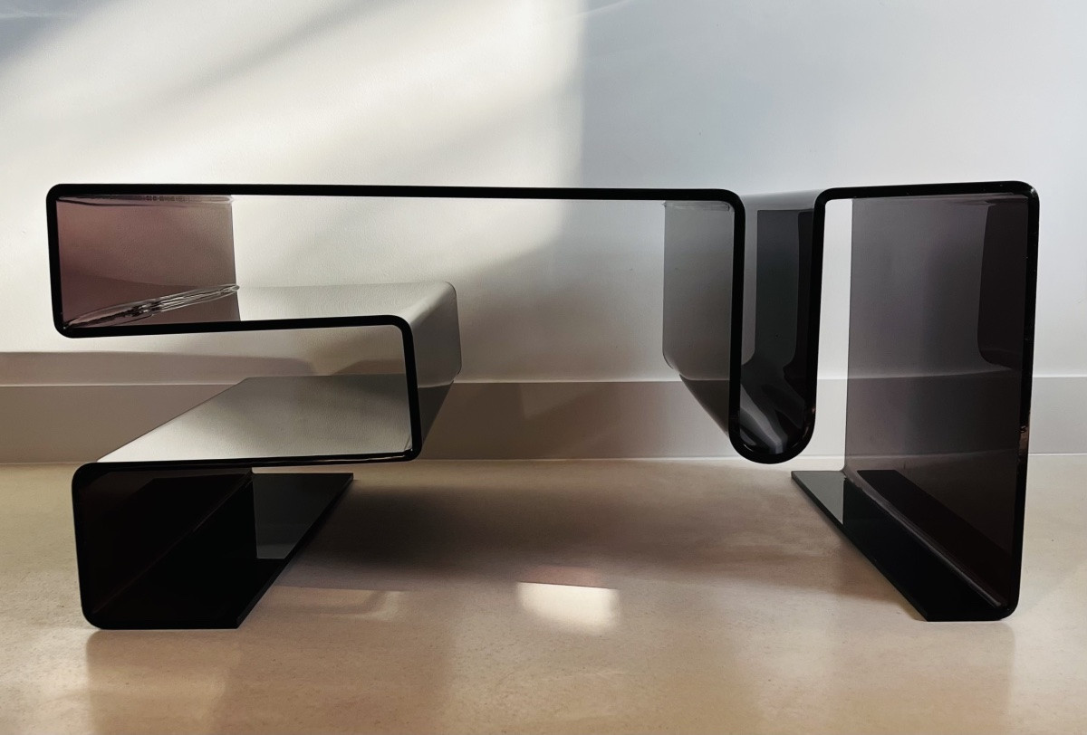 Table basse en altuglas fumé dans le style de Michel Dumas, France années 70-photo-2