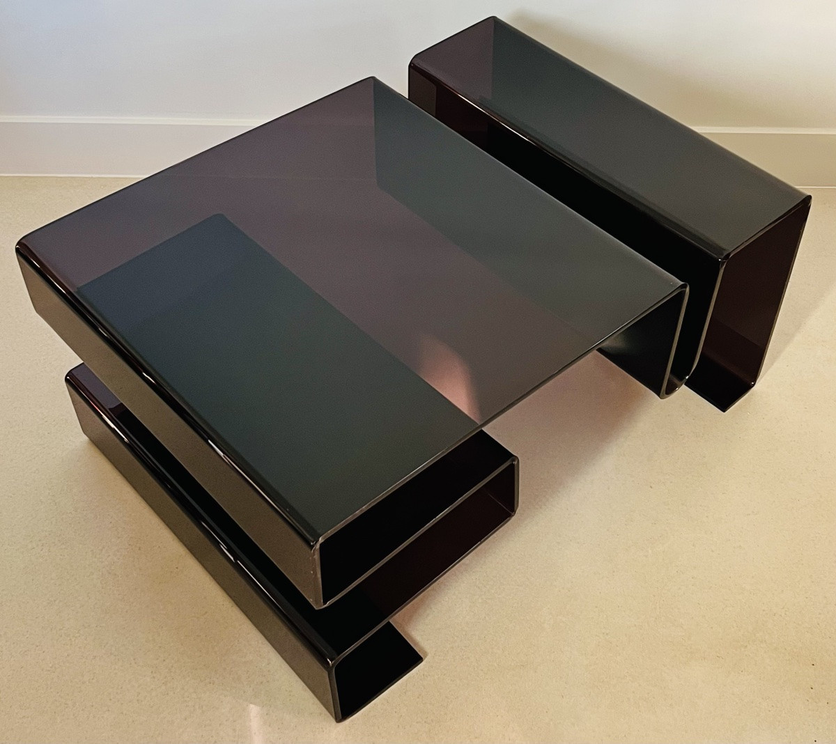 Table basse en altuglas fumé dans le style de Michel Dumas, France années 70-photo-4