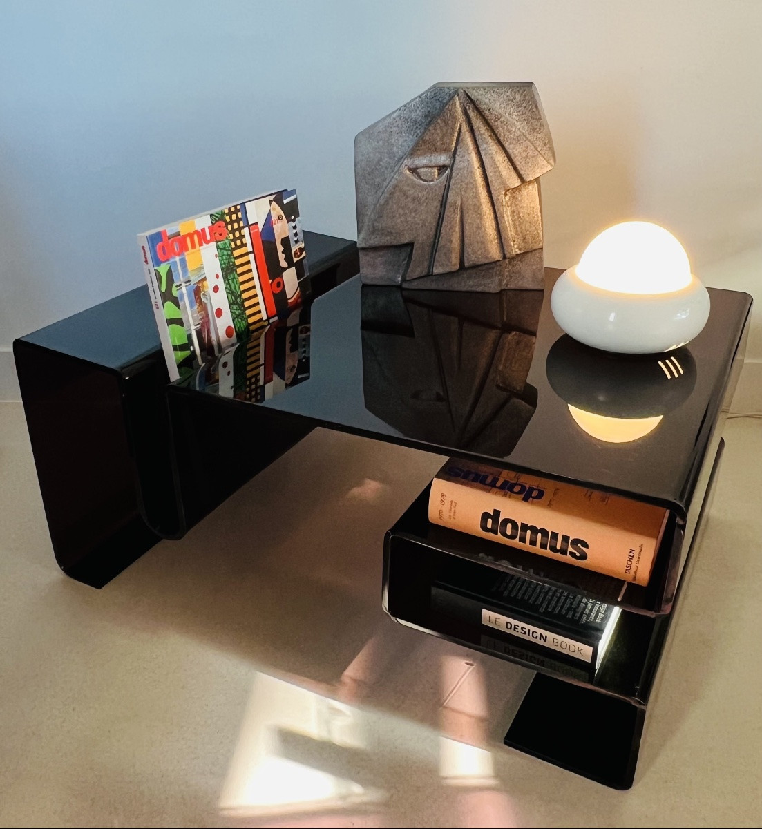 Table basse en altuglas fumé dans le style de Michel Dumas, France années 70-photo-8