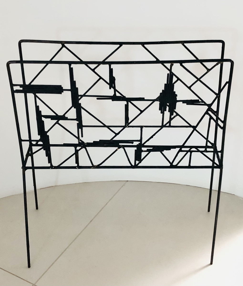 Porte-revues en métal noir, France années 50-photo-1