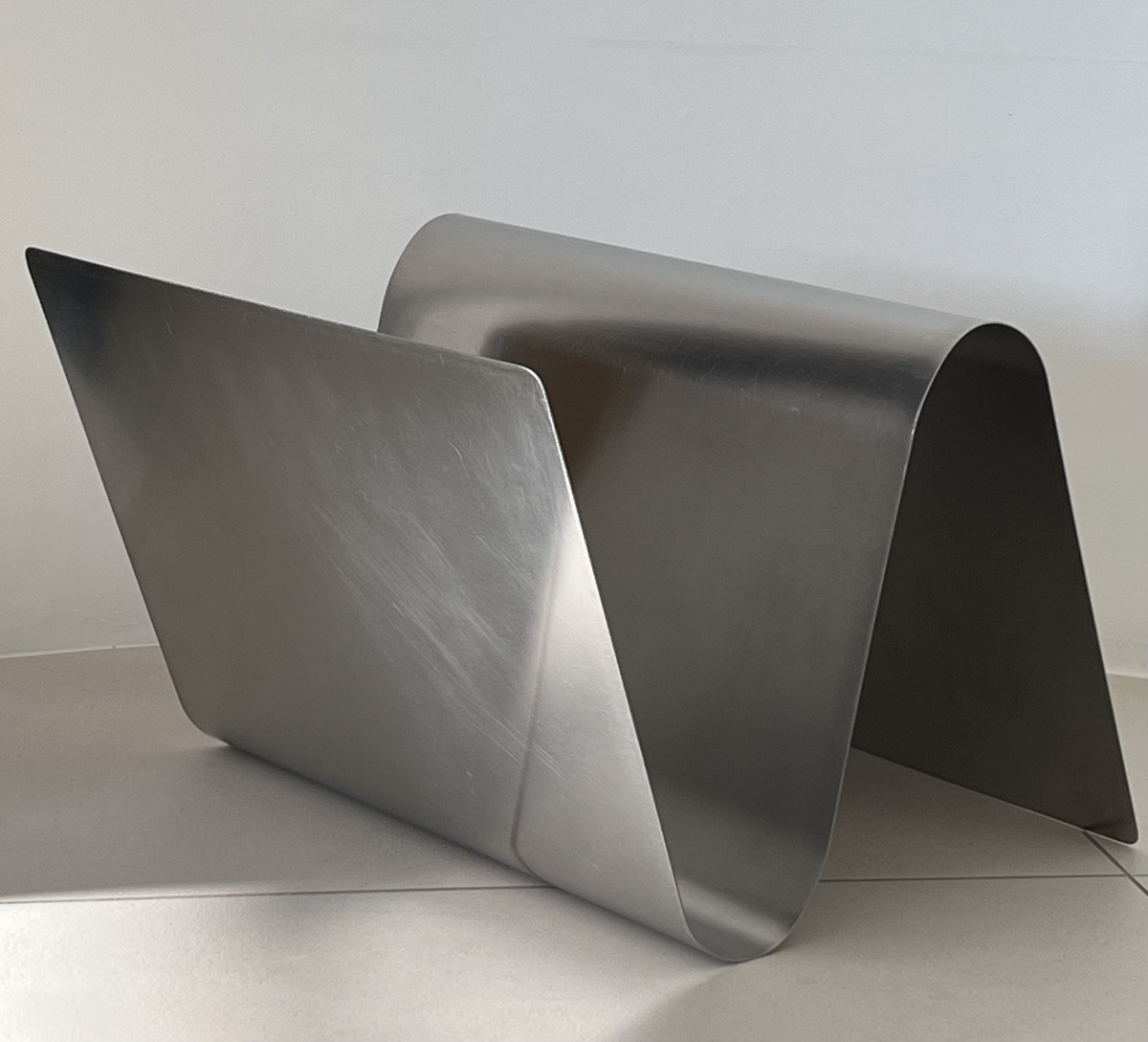 Porte-revues S en inox dans le style de François Monnet, France années 70-photo-4