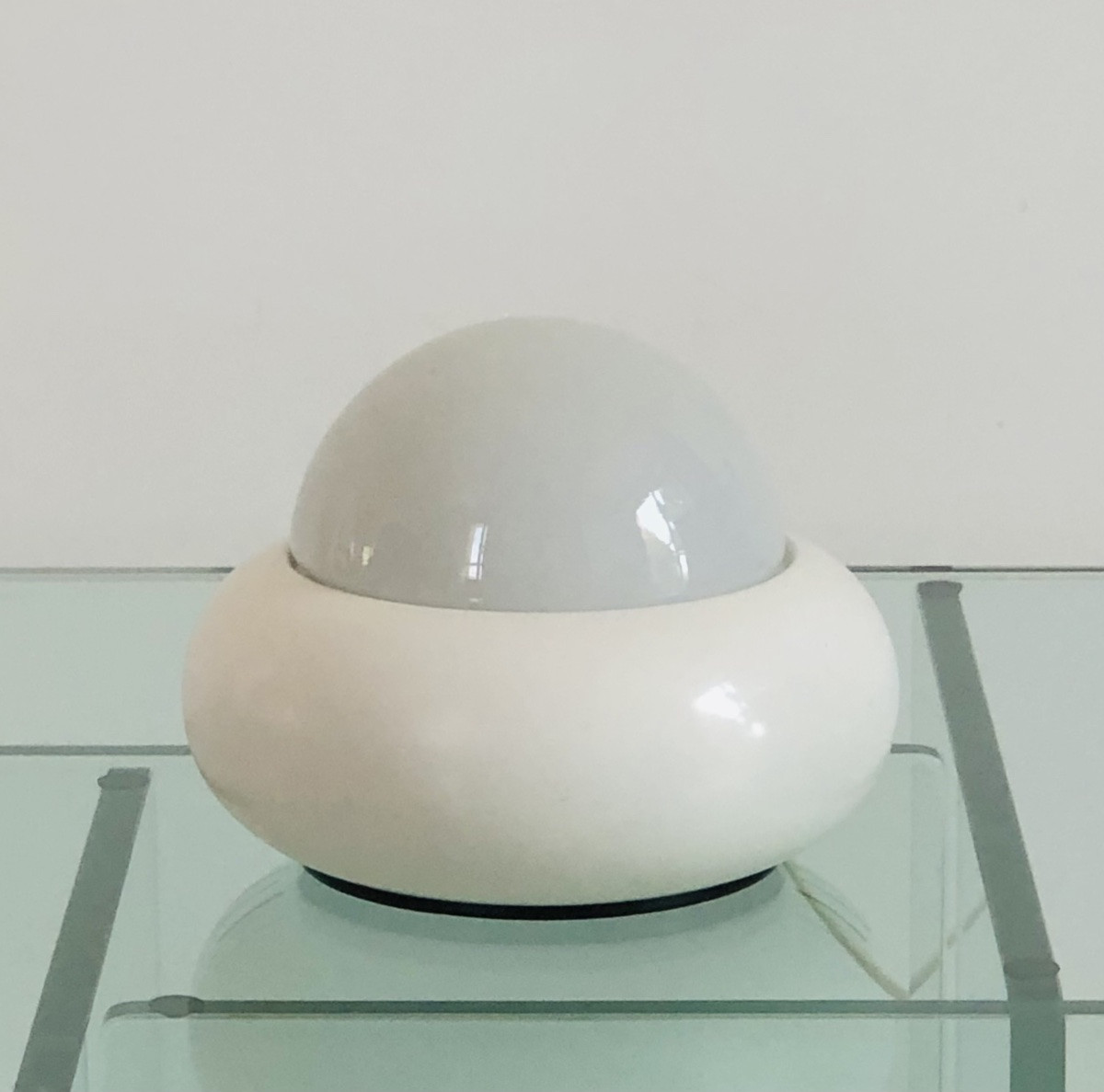 White Ufo Lamp Model C359 By Luci Illuminazione, Italy 1970s-photo-2