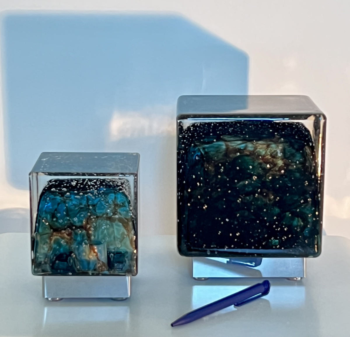Lampe à poser cubique petit modèle en verre de Murano par Limburg, Allemagne années 70-photo-7