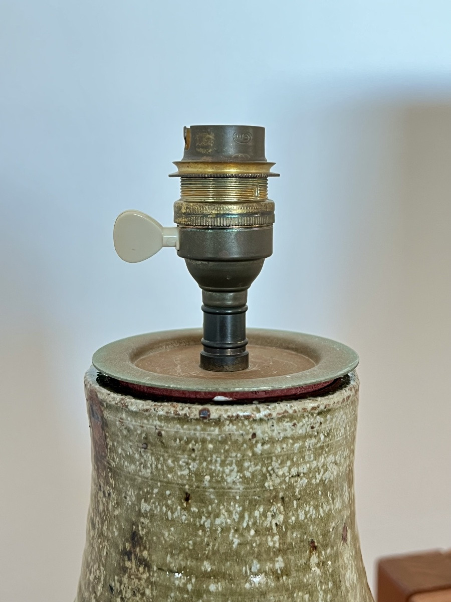 Lampe de salon en grès émaillé vert olive, France années 60-photo-1