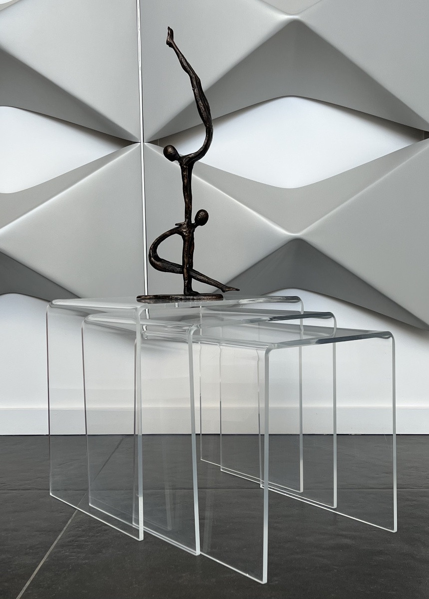 Tables gigognes en plexiglas par Michel Dumas, France années 70-photo-2