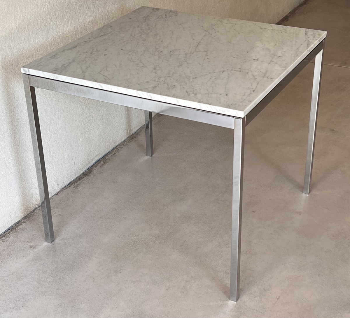 Table à manger dans le style de Knoll, Italie années 90