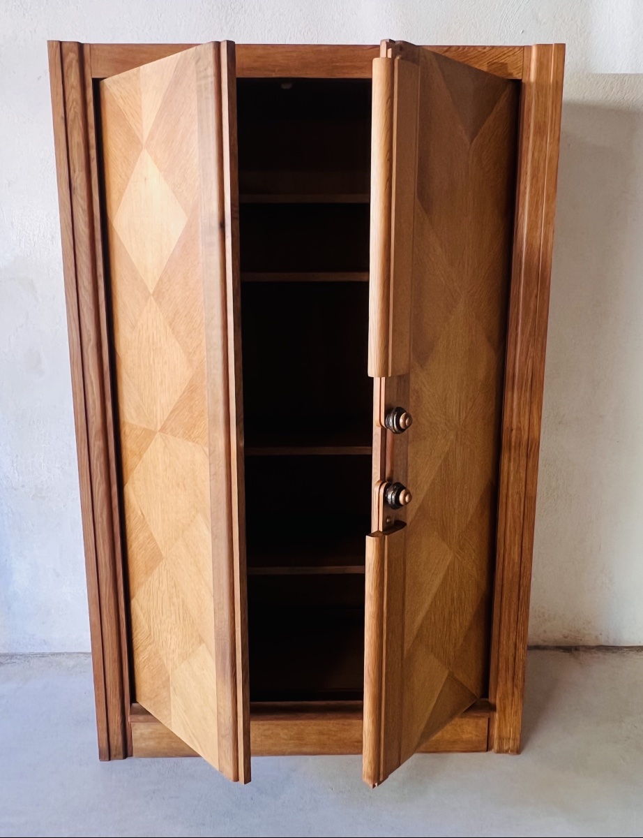 Armoire en chêne par Guillerme Chambron pour Votre maison, France années 50-photo-4