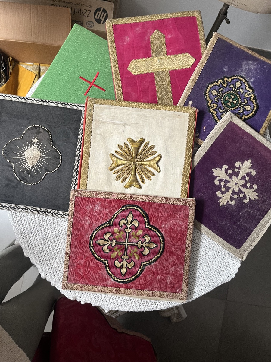Lot vêtements religieux -photo-3