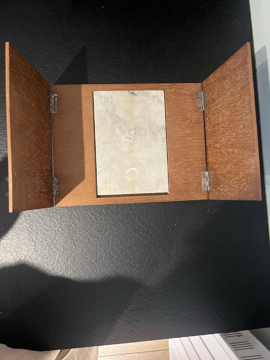 Portable Altar With Altar Stone 