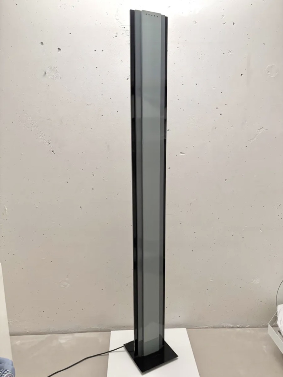 Lampadaire Totem, Mauro Marzollo, TVE Italie 1980
