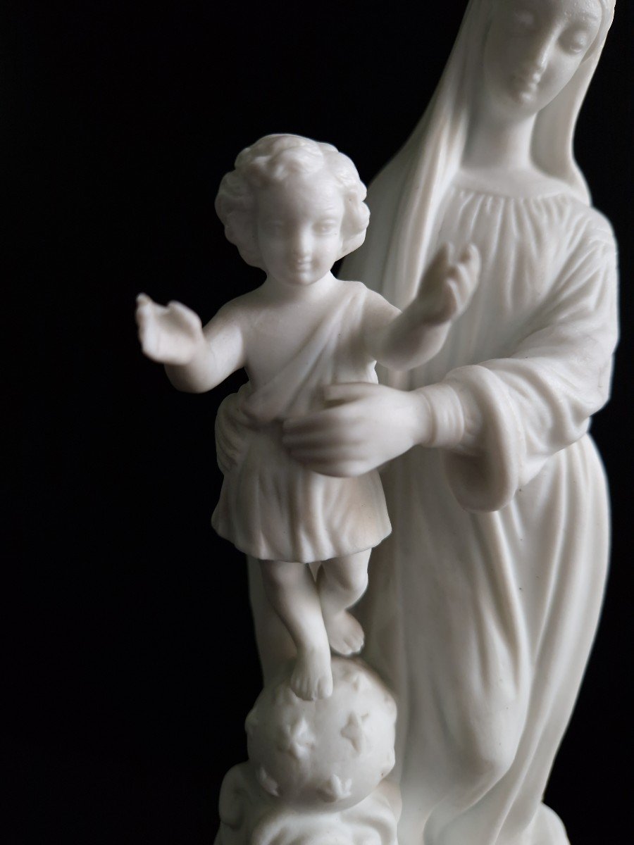 19th Century Biscuit Porcelain Figurine “our Lady Of Victories” Virgin Mary And Child-photo-3