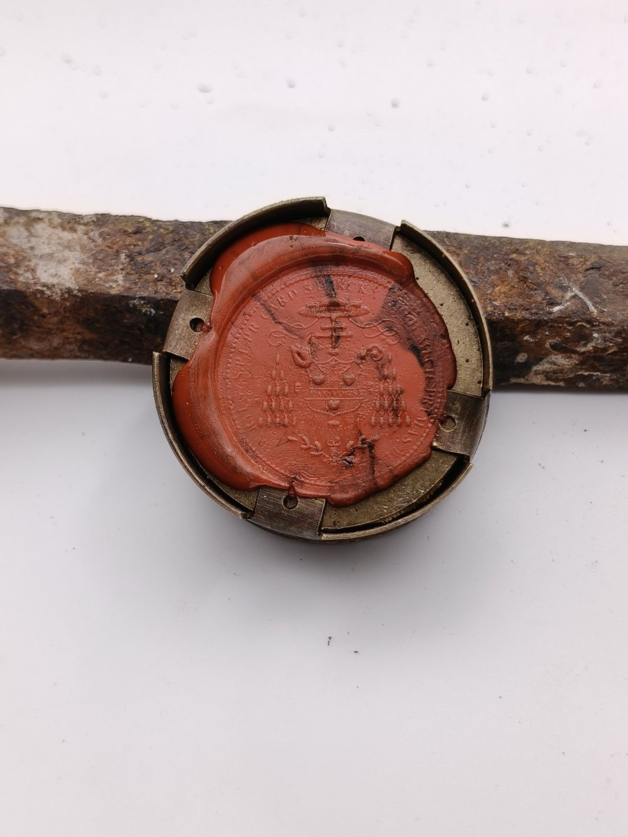 XIXe siècle. Reliquaire de 1re classe, relique de saint Jacques le Majeur + cachet de cire-photo-3