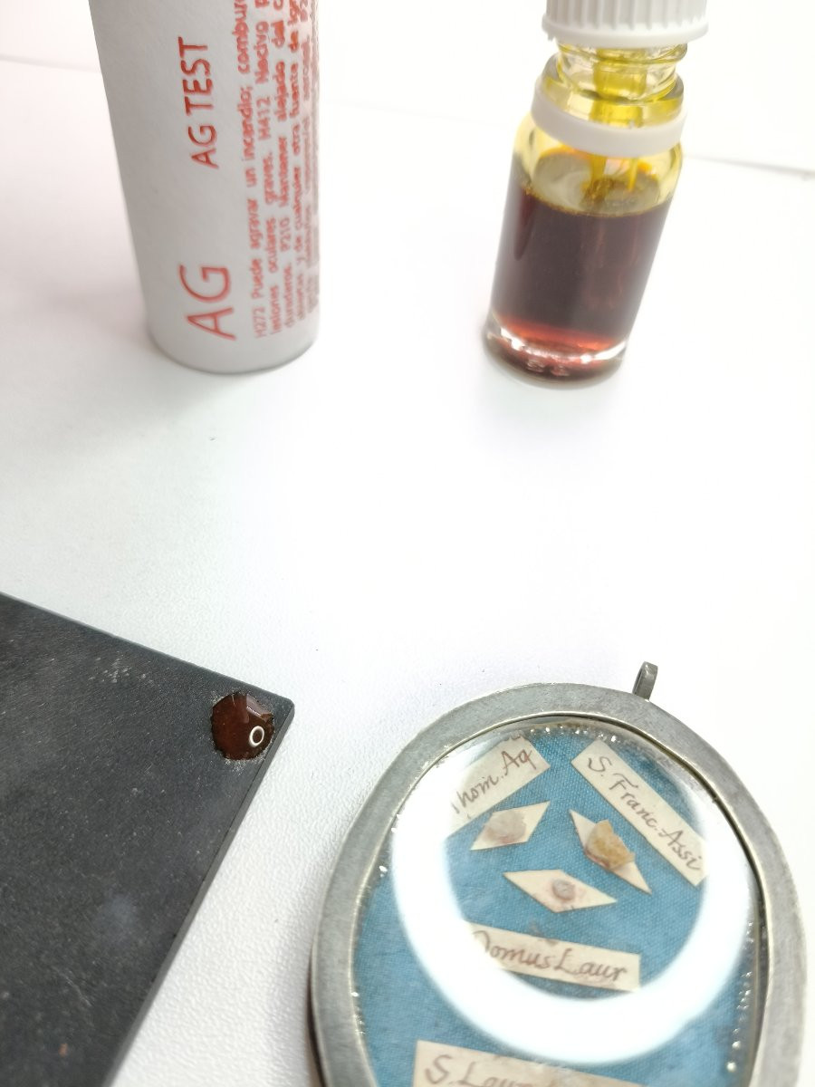 Reliquaire contenant 4 reliques : saint François, saint Thomas, Domus Lauretana + sceau de cire-photo-5
