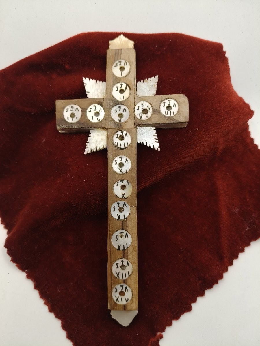 Reliquaire de la Passion du Christ, Croix de pèlerin, Nacre, Jérusalem, XIXe siècle.-photo-2
