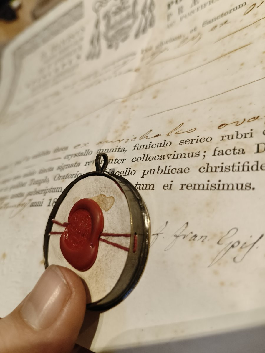 Reliquary 1st Class Relic Of  St Lucy, St Catherine+ Document Coa-photo-2