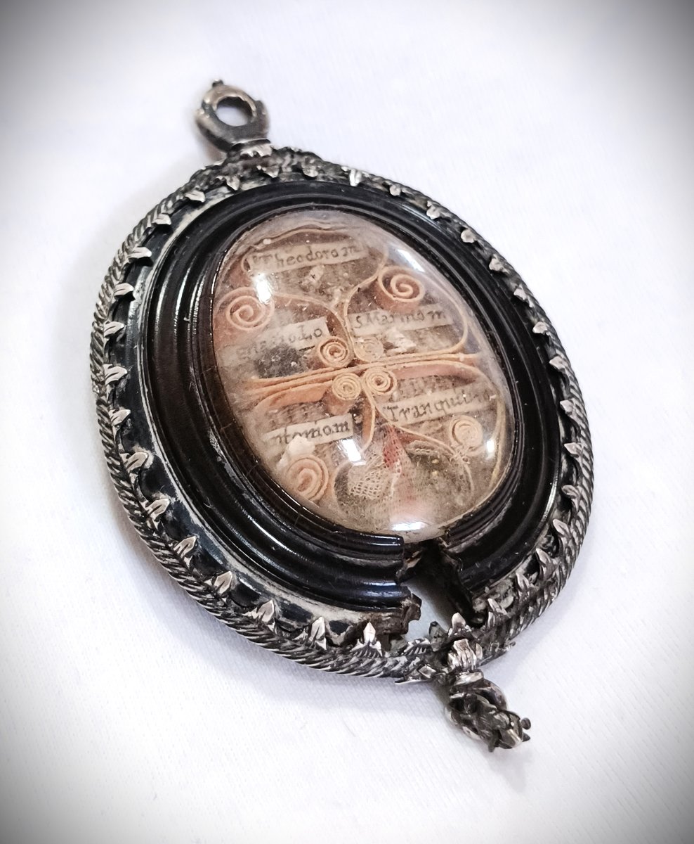 Reliquary 12 Relics St. Ignatius Loy. St Anthony Padua... XVII Cent Spain Silver-photo-3