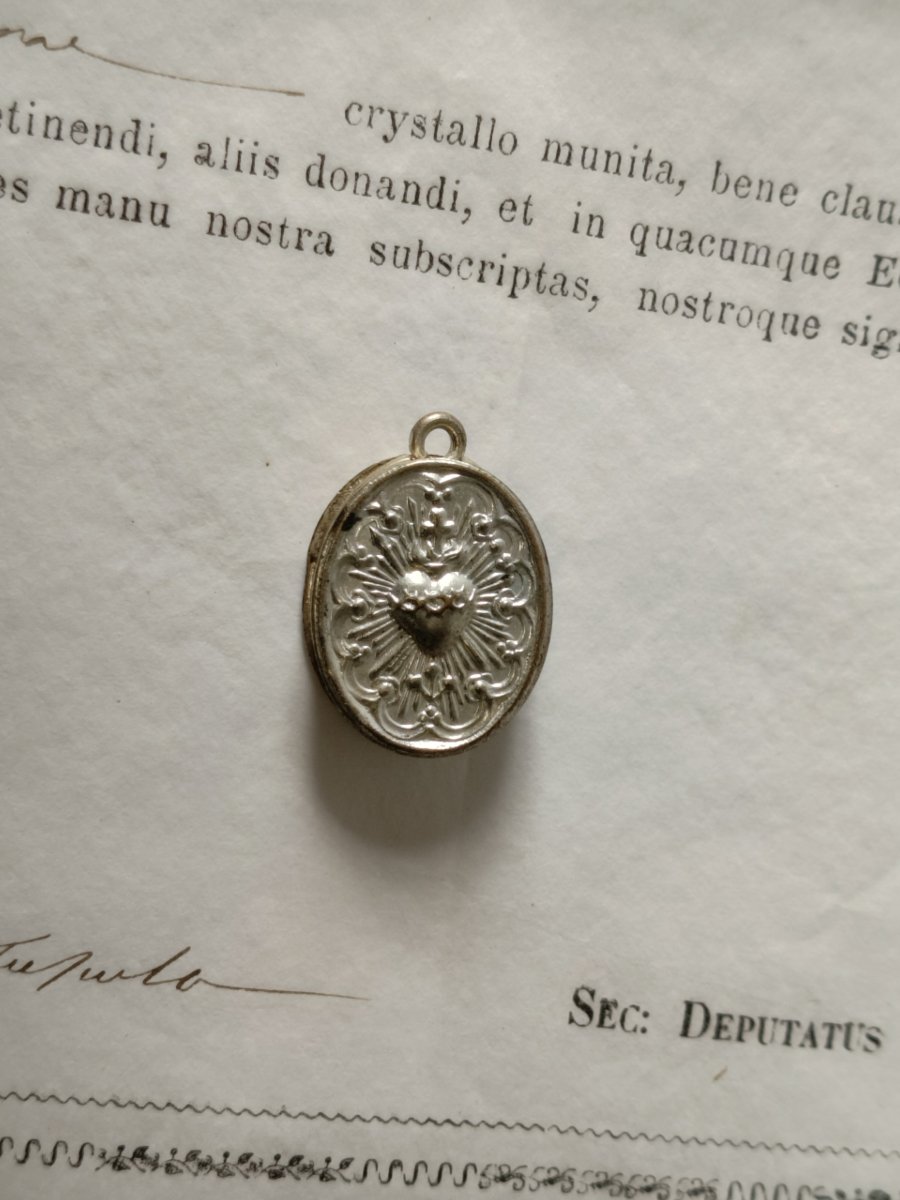 Saint Julian Saint Petronilla John Francis Regis Relic Reliquary + Document-photo-3