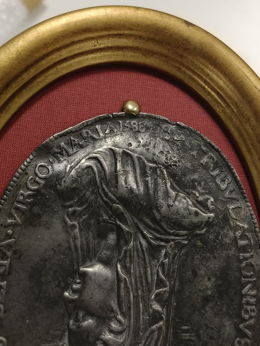 1588 Marian Devotional Pewter Plaque Virgin Mary Renaissance Oval Framed Relief-photo-2
