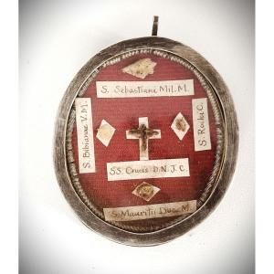 Reliquaire contenant 5 reliques de la Sainte Croix DNJC, Sebastian, Roch, Maurice et Bibiana + 