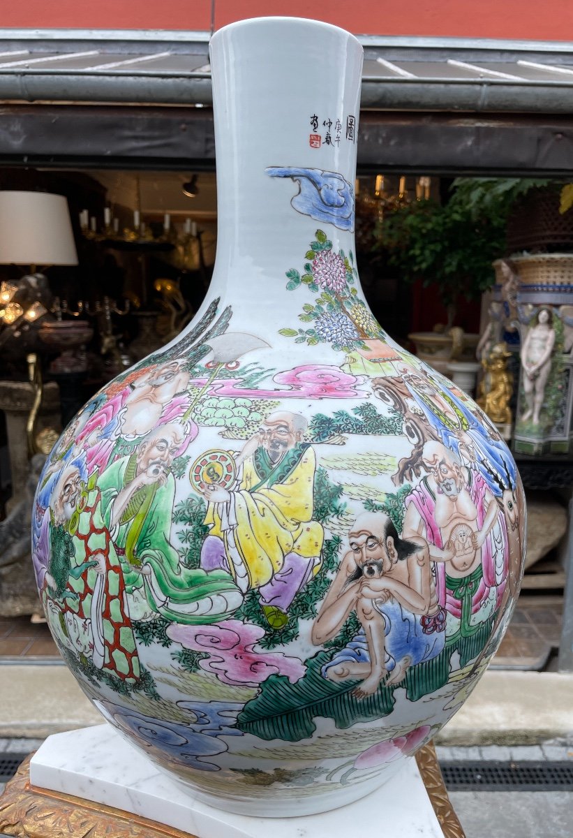 China, 20th - Important Tianqiuping Vase With Immortal Decor.-photo-4