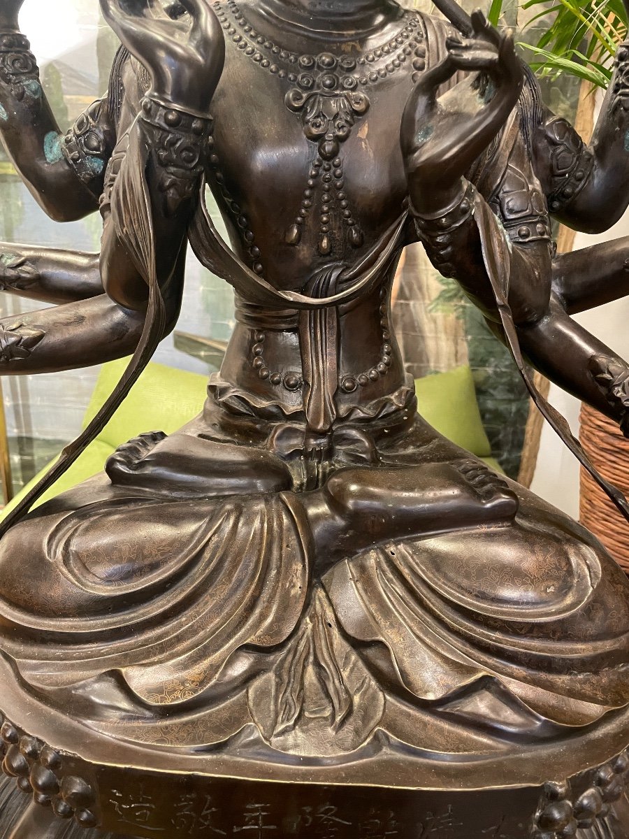 Chine / Tibet - Important Avalokitshvara en bronze, H. 85 cm. -photo-2