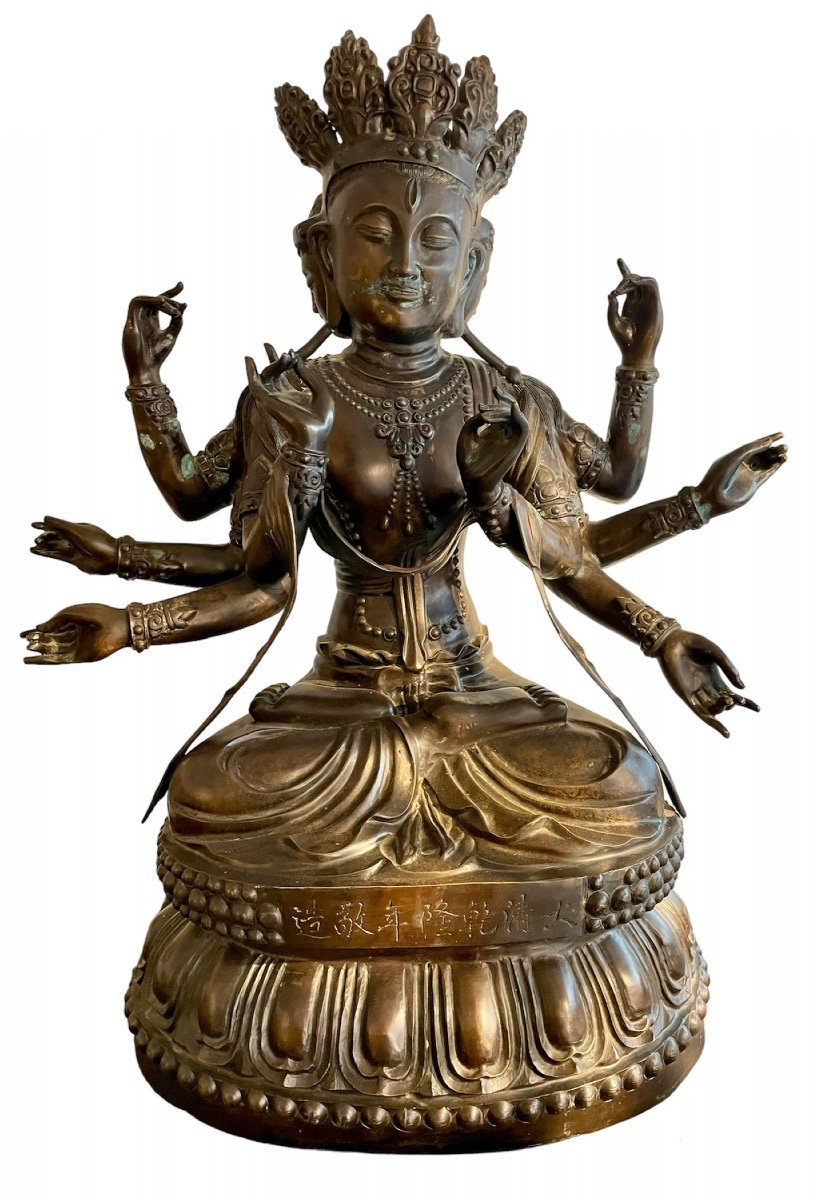 Chine / Tibet - Important Avalokitshvara en bronze, H. 85 cm. 