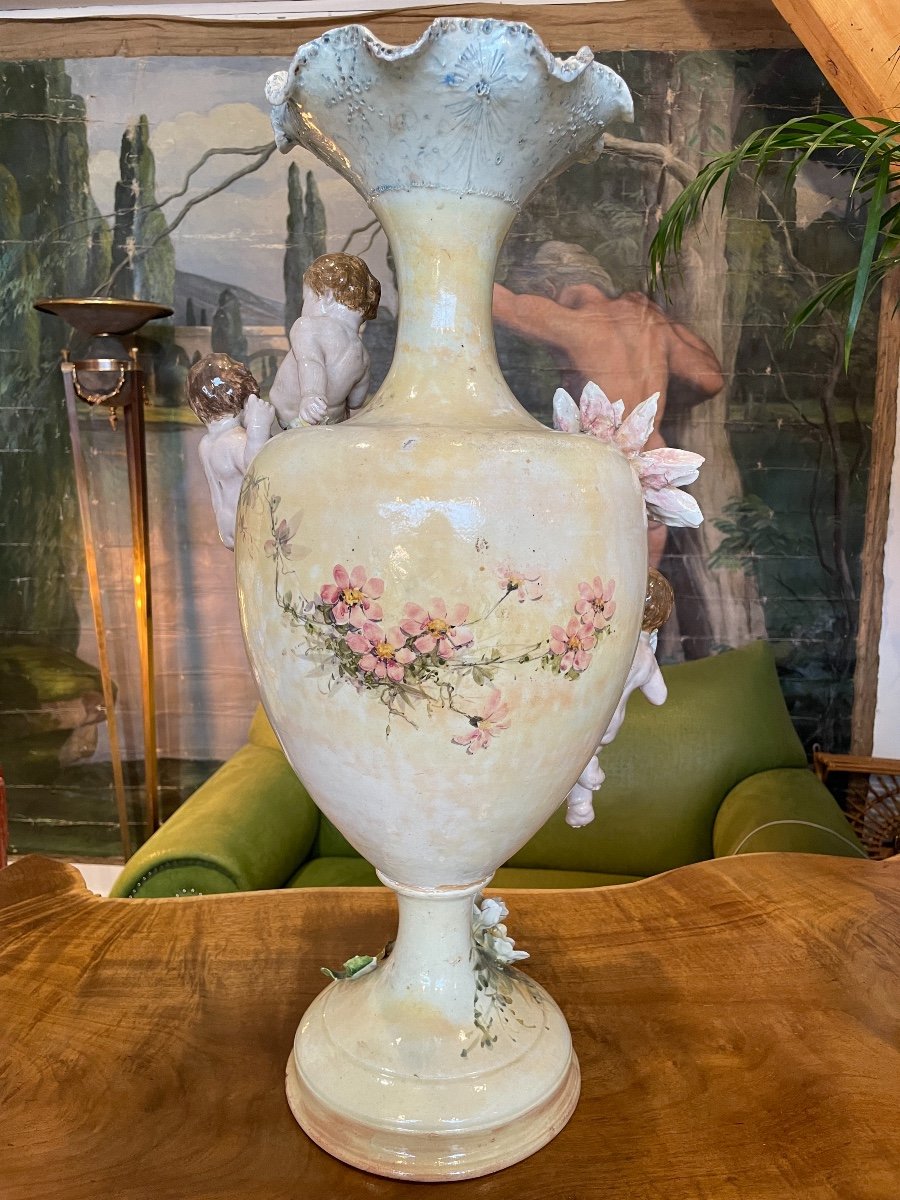 Important Vase Balustre En Barbotine à Décor En Très Fort Relief De Fleurs Et Putti - H. 63 Cm-photo-6