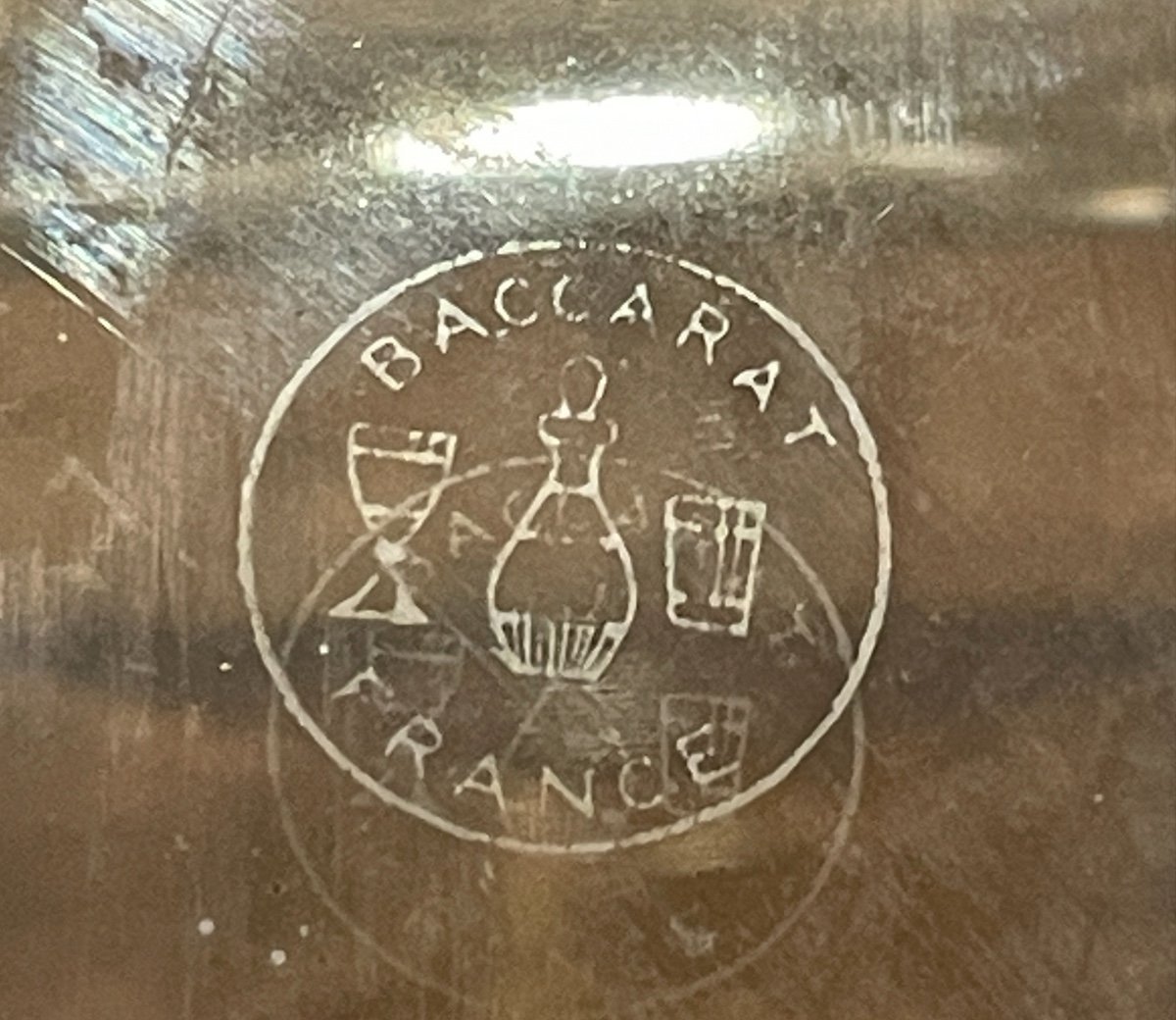 Maison Baccarat - Square Section Vase.-photo-5
