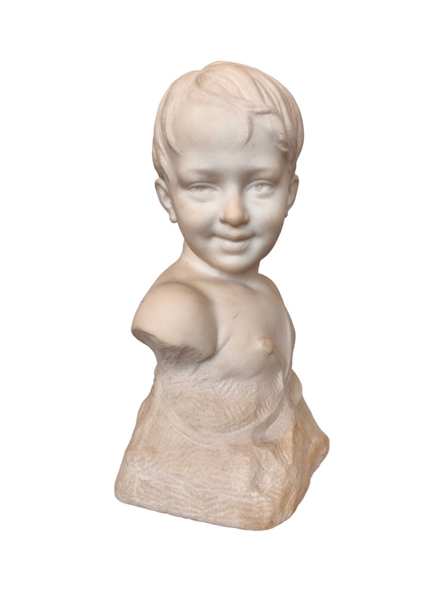 Buste D’enfant En Marbre De Carrare - Fin Du XIXe Siècle. 