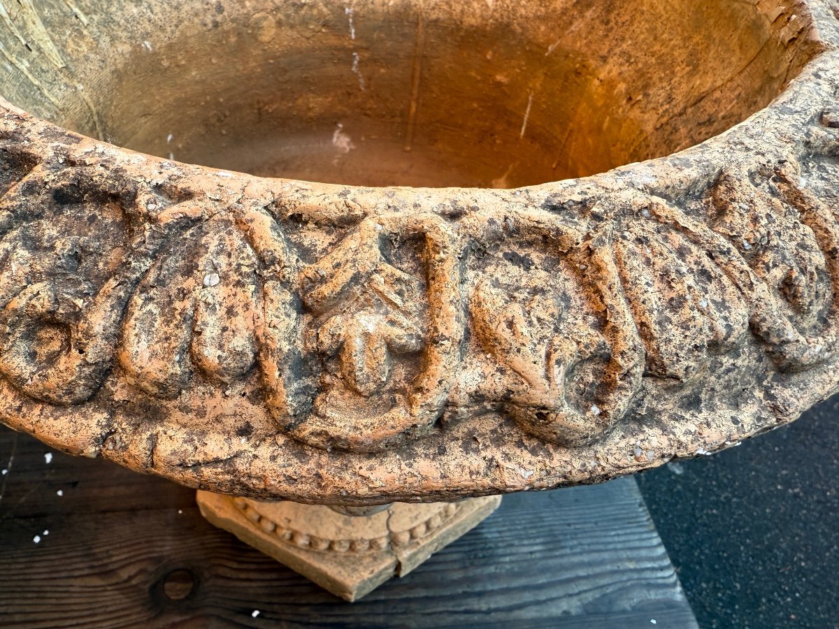 Importante Paire De Vase Médicis En Terre Cuite - Diam. : 55 Cm. -photo-1