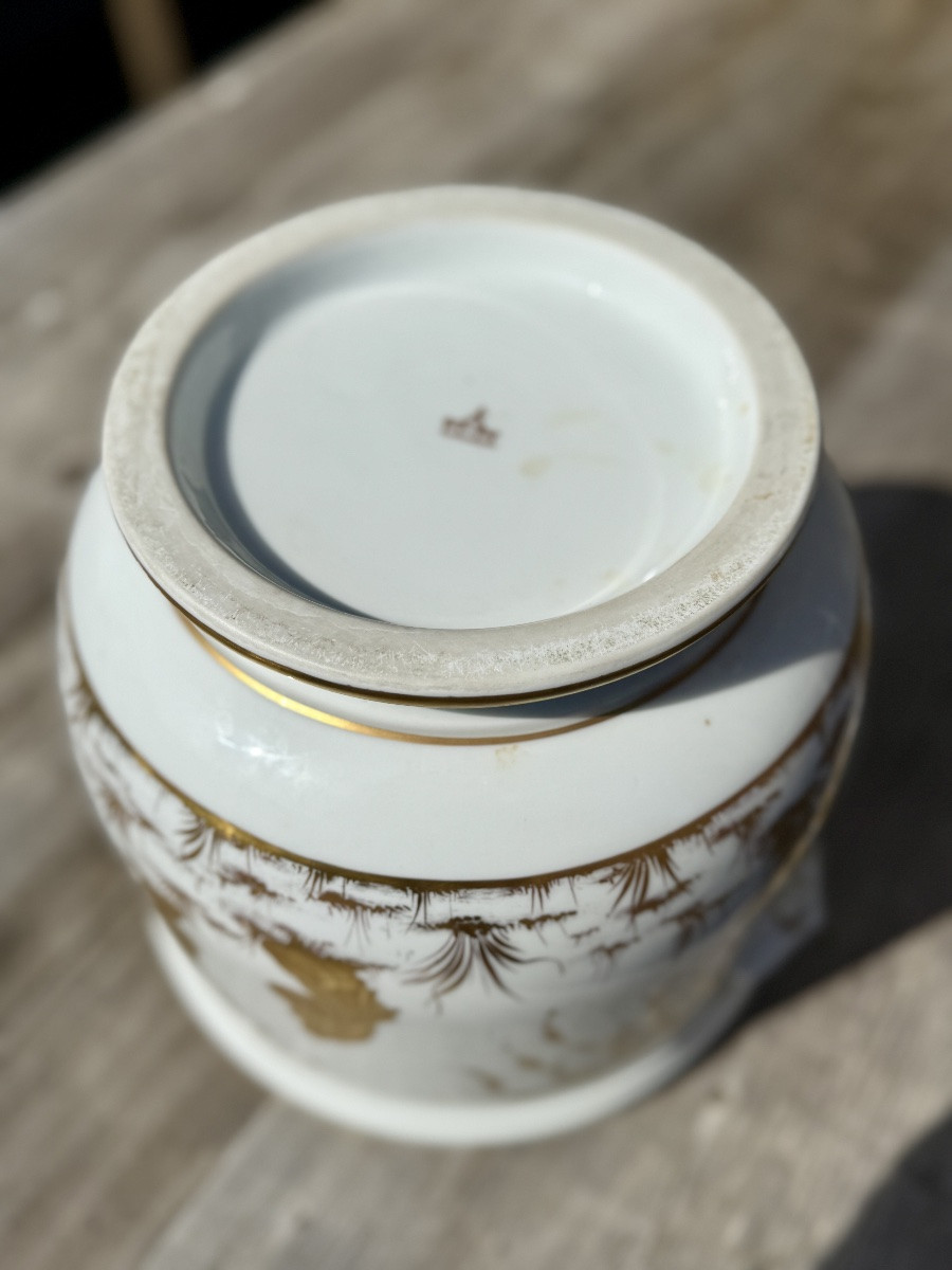 Le Tallec (1906-1991) - Gilded Porcelain Flowerpot, Chinese Decoration - Height 22 Cm. -photo-3