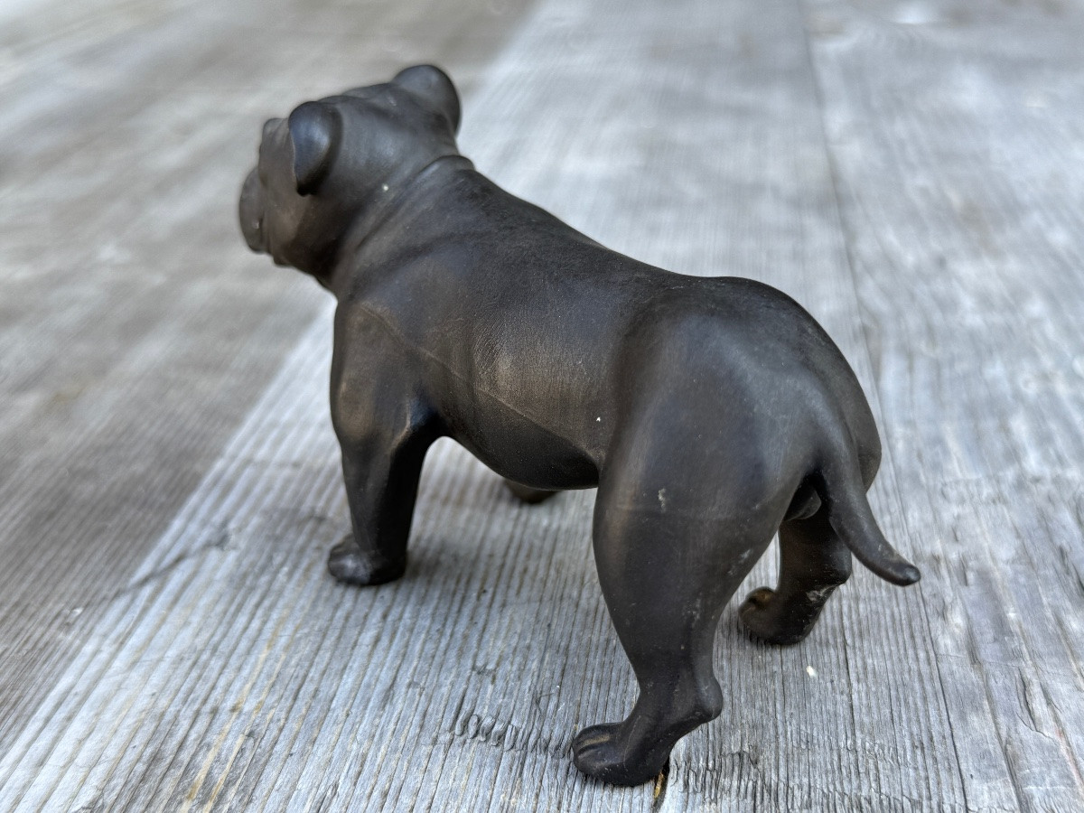 Ernest LIGHT pour WEDGWOOD - Bulldog en biscuit black basalt, circa 1914. -photo-2