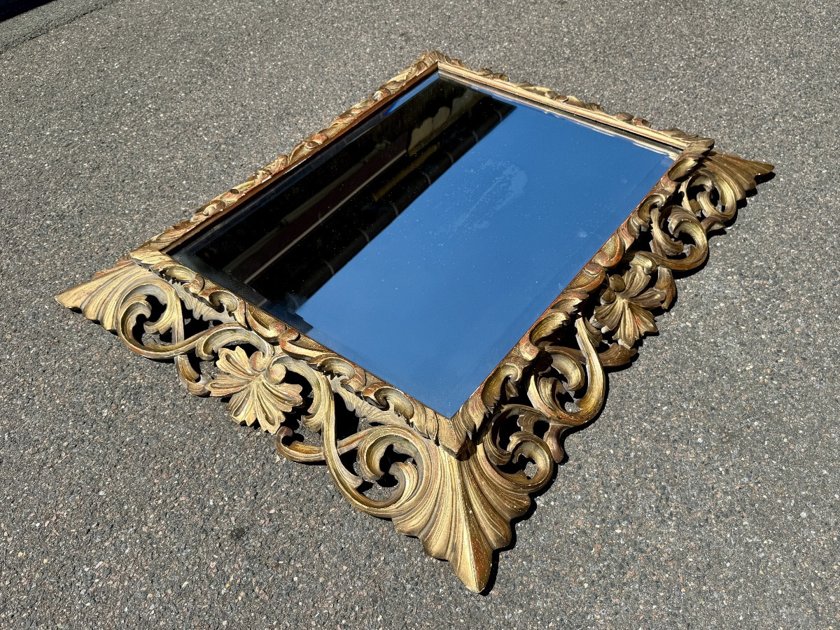 Important miroir en bois doré - Haut. 113 cm. -photo-6