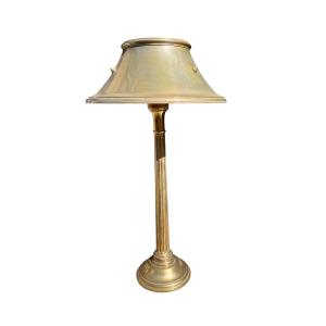 Importante Lampe à Poser En Laiton - Haut. : 81 Cm. 